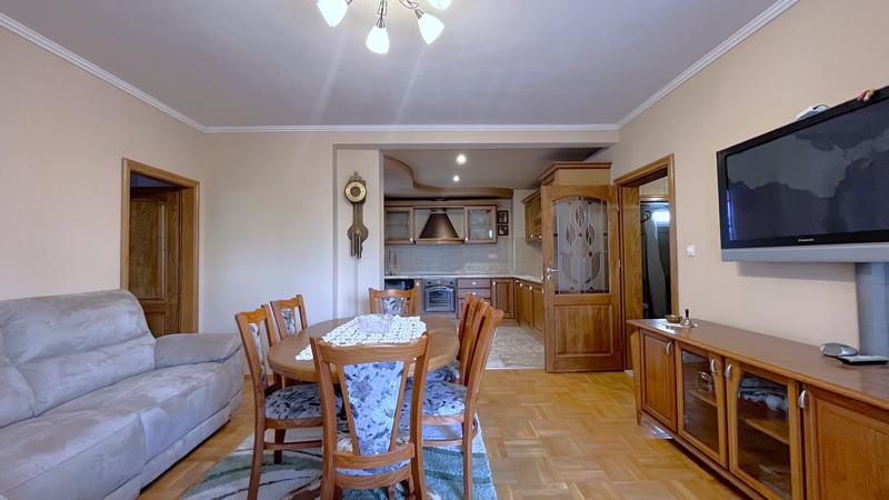 Furnished apartment in a maintained building with controlled access Furnished apartment in a maintained building with controlled access
