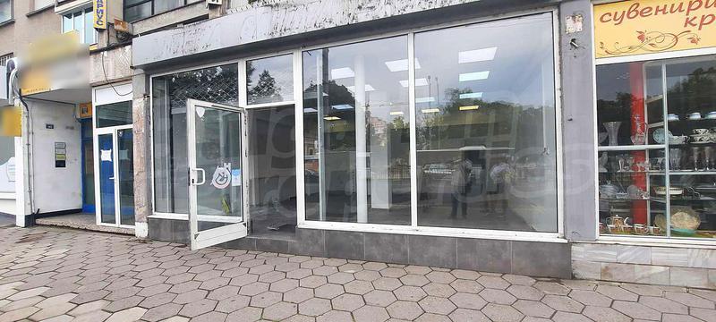 Ground-floor trade property with busy location in the center of Plovdiv Ground-floor trade property with busy location in the center of Plovdiv
