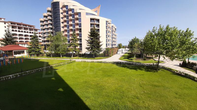Furnished holiday property with sea view in elite complex on the first line from the beach Furnished holiday property with sea view in elite complex on the first line from the beach