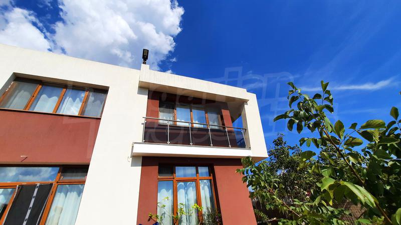 Excellently furnished property in a quiet area of Burgas Excellently furnished property in a quiet area of Burgas