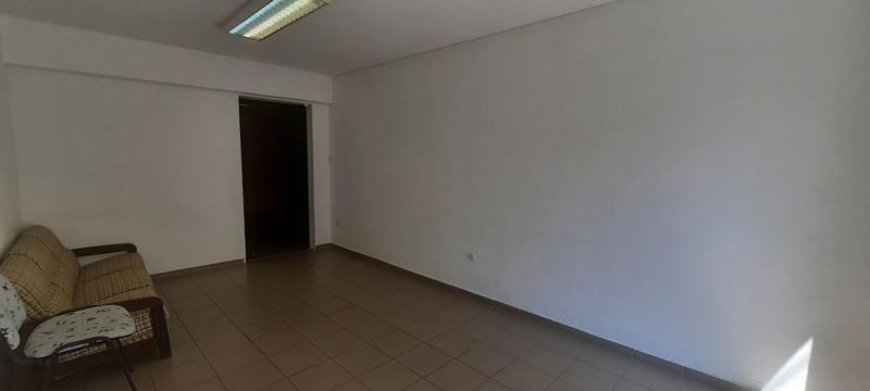 Commercial premises on the ground floor in a residential building Commercial premises on the ground floor in a residential building
