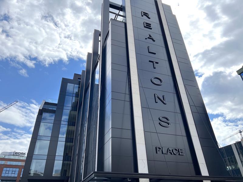 Prestigious high-class offices on Cherni Vrah Blvd. next to Vitosha metro station Prestigious high-class offices on Cherni Vrah Blvd. next to Vitosha metro station