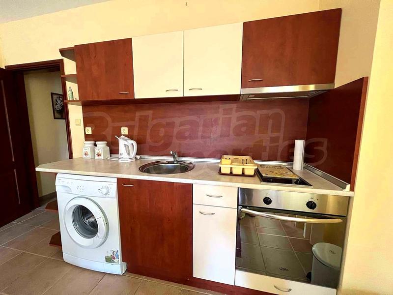 Property in a well-maintained complex in a green and peaceful area of Sunny Beach Property in a well-maintained complex in a green and peaceful area of Sunny Beach