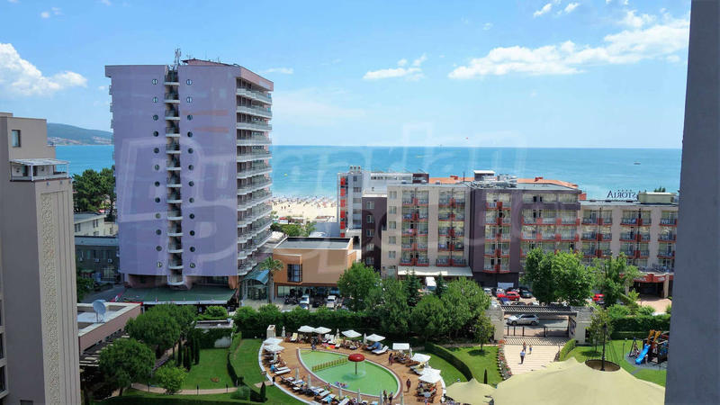 Furnished holiday apartment 50 m from the sea in Sunny Beach Furnished holiday apartment 50 m from the sea in Sunny Beach