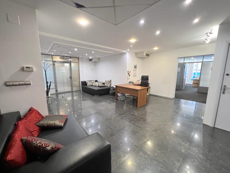 Spacious business property next to the Seminary and faculties of Sofia University Spacious business property next to the Seminary and faculties of Sofia University