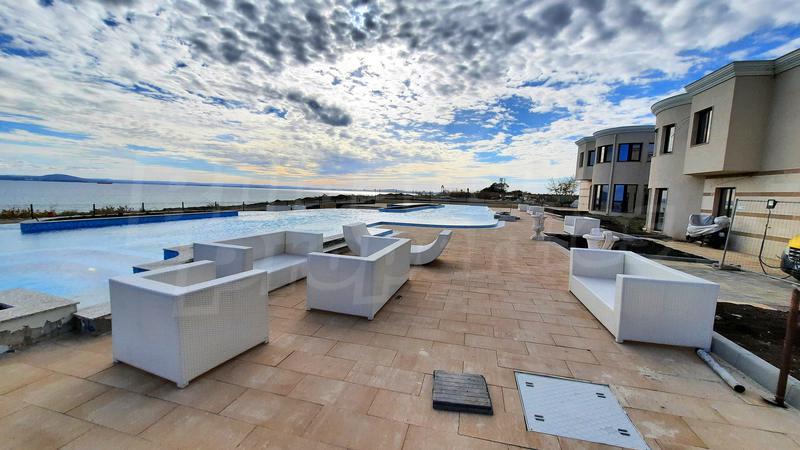 Fully finished house with three bedrooms and sea views Fully finished house with three bedrooms and sea views