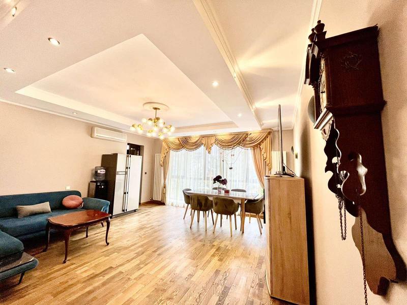 Sunny apartment with two parking spaces and high-end equipment Sunny apartment with two parking spaces and high-end equipment