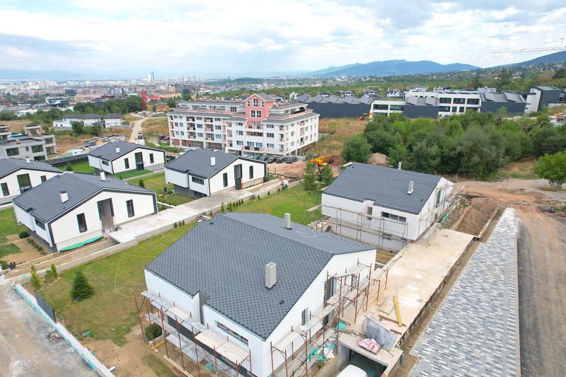 Luxury houses high-class construction with stunning view of the city and Vitosha mountain Luxury houses high-class construction with stunning view of the city and Vitosha mountain