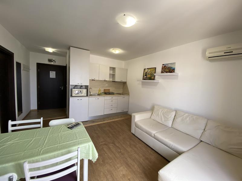 Comfortable holiday apartment 500 m from Cacao Beach Comfortable holiday apartment 500 m from Cacao Beach