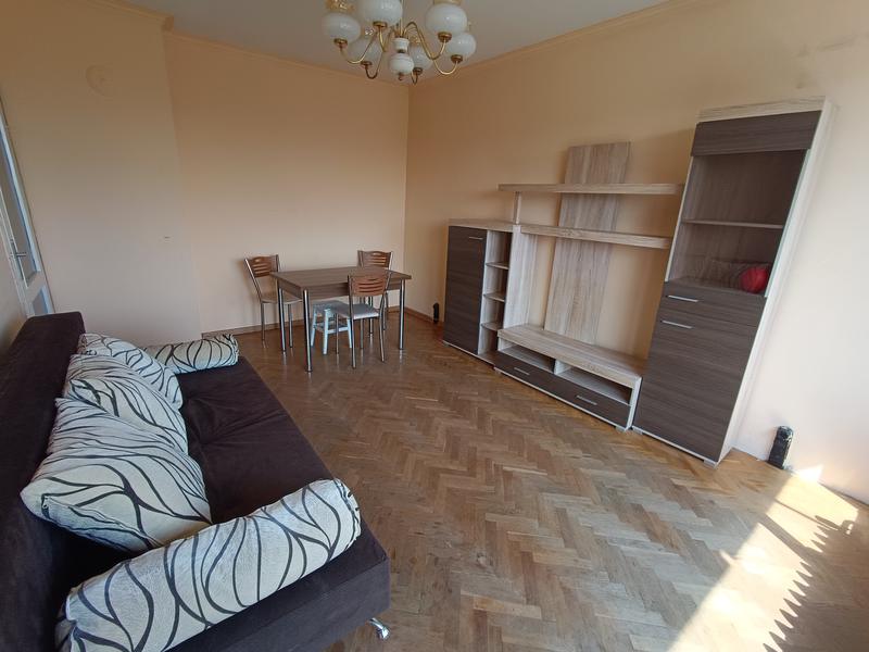 Apartment in close proximity to schools, kindergarten and park Apartment in close proximity to schools, kindergarten and park