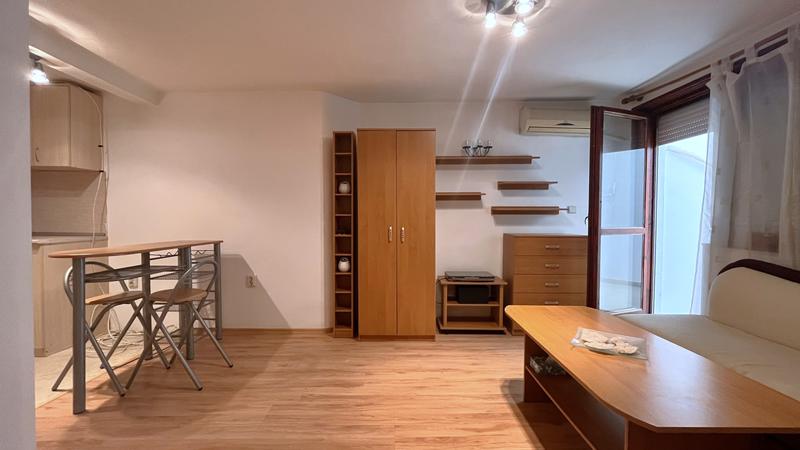 Furnished apartment on the ground floor with access without climbing stairs Furnished apartment on the ground floor with access without climbing stairs