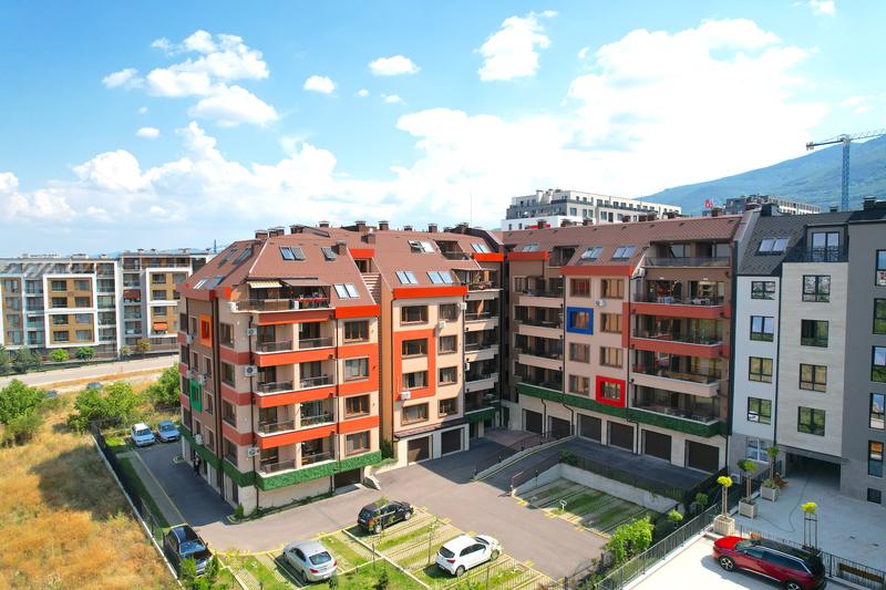 Modern apartment with convenient access to Vitosha mountain, Bulgaria Blvd., the Ring Road Modern apartment with convenient access to Vitosha mountain, Bulgaria Blvd., the Ring Road