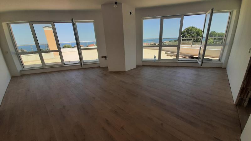 For sale - 2-bedroom apartment For sale - 2-bedroom apartment
