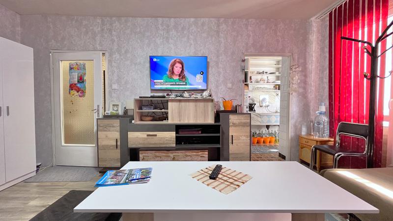 Apartment near school and kindergarten Apartment near school and kindergarten