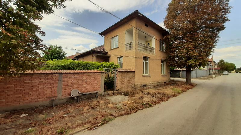 Property with potential in wine region Property with potential in wine region