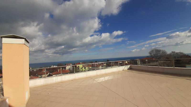 For sale - 2-bedroom apartment For sale - 2-bedroom apartment