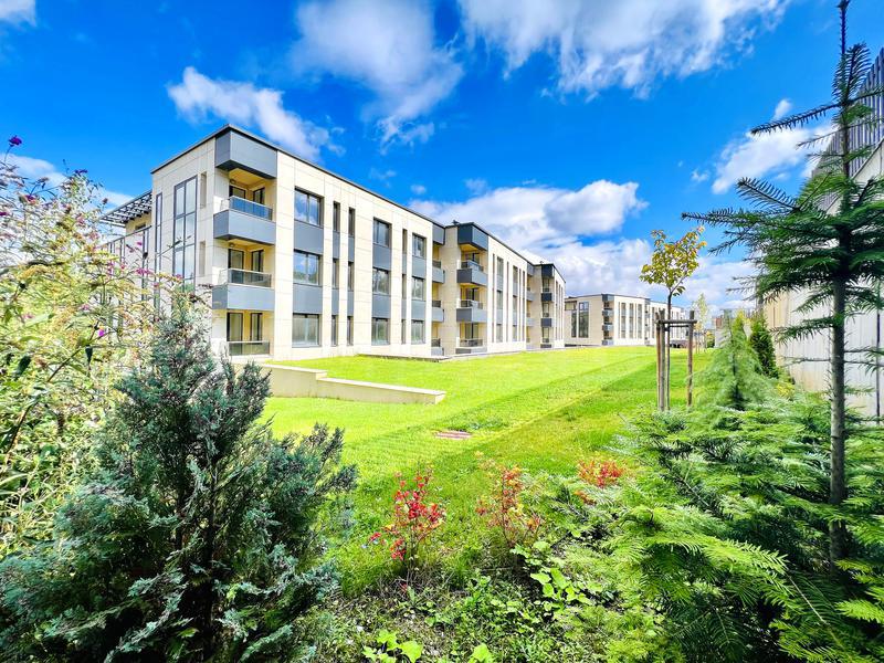Apartments and offices with views of the city and Vitosha National Park Apartments and offices with views of the city and Vitosha National Park