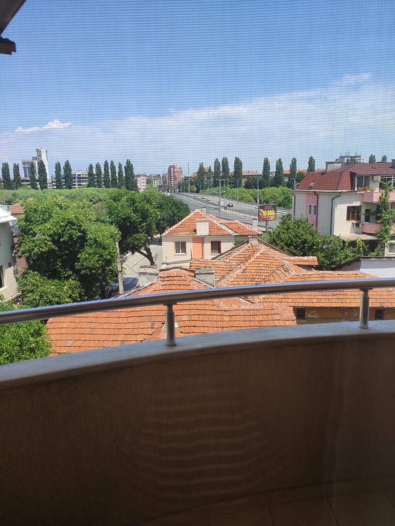 Обзаведено жилище в централен район на гр. Пловдив Обзаведено жилище в централен район на гр. Пловдив