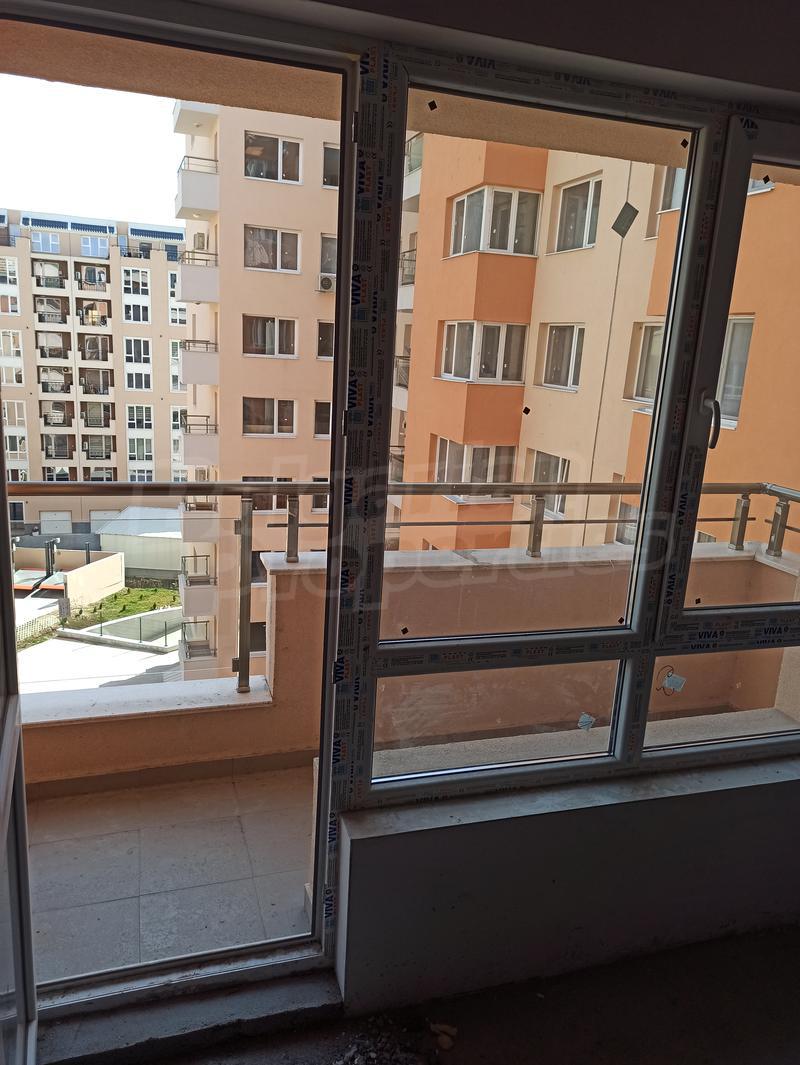 High class apartment near boulevard, bus stops, school, kindergartens and nurseries High class apartment near boulevard, bus stops, school, kindergartens and nurseries