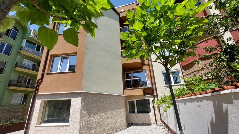 Ground floor apartment with Act 16 completed turnkey, without kitchen equipment and furniture Ground floor apartment with Act 16 completed turnkey, without kitchen equipment and furniture