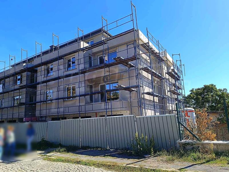 Properties with a wonderful view of the city and the mountains in Karpuzitsa Properties with a wonderful view of the city and the mountains in Karpuzitsa