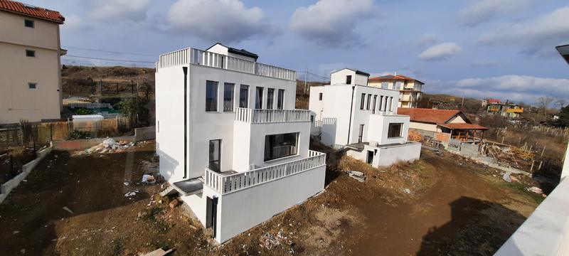 Spacious house with a garden in the village of Kamenar Spacious house with a garden in the village of Kamenar