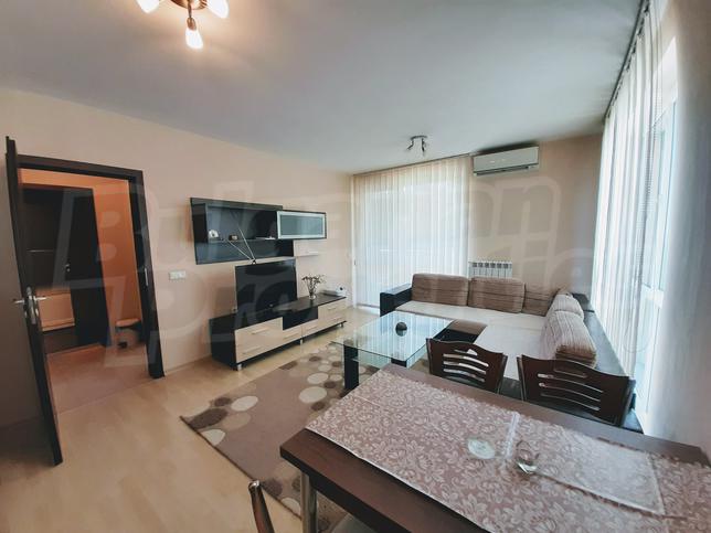 Fully furnished family home with quiet location Fully furnished family home with quiet location