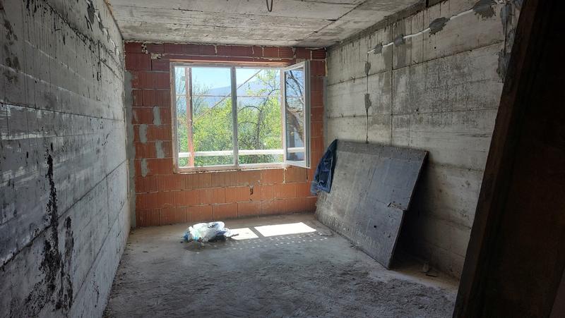 Last apartments in a new building with a convenient exit on President Lincoln Blvd. and Ovcha Kupel Blvd