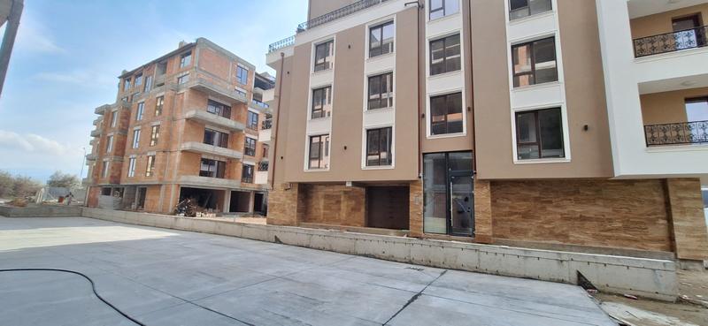 1, 2 and 3-bedroom apartments with basements near the Rowing Canal