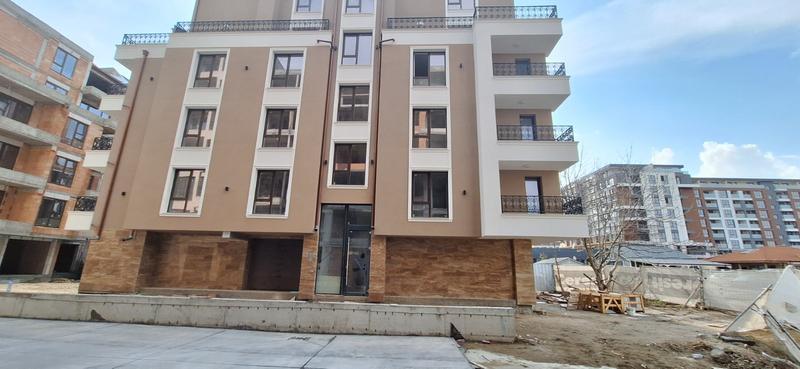 1, 2 and 3-bedroom apartments with basements near the Rowing Canal