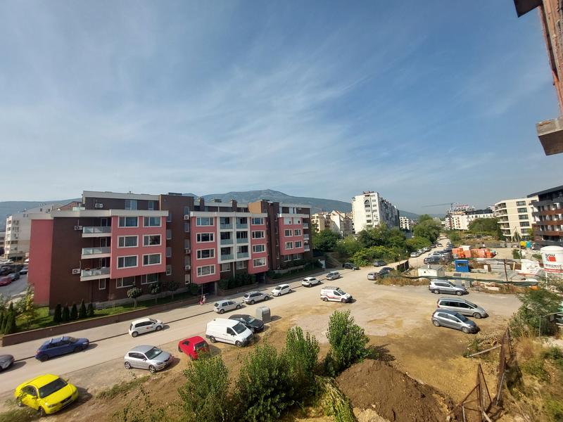 Apartments with 1, 2 or 3 bedrooms and views to the mountains in a new building with convenient access to Simeonovsko shose Blvd.