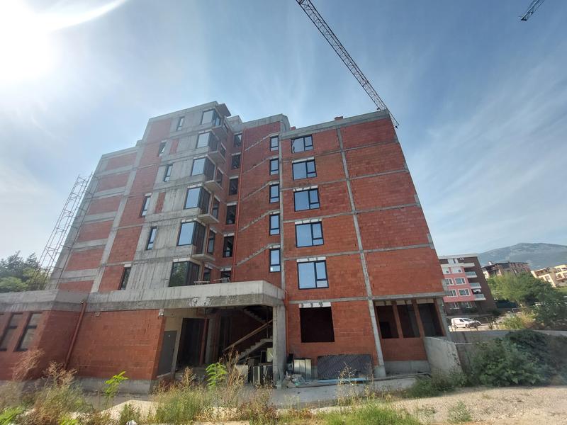 Apartments with 1, 2 or 3 bedrooms and views to the mountains in a new building with convenient access to Simeonovsko shose Blvd.