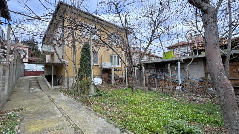 Furnished house with private entrance in a quiet and peaceful area of Stara Zagora Furnished house with private entrance in a quiet and peaceful area of Stara Zagora