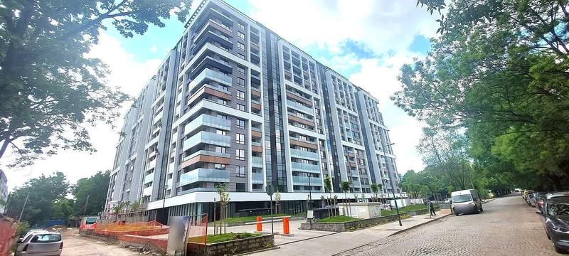Квартира с кладовым помещением и возможностью покупки парковочного места в современном жилом комплексе Квартира с кладовым помещением и возможностью покупки парковочного места в современном жилом комплексе