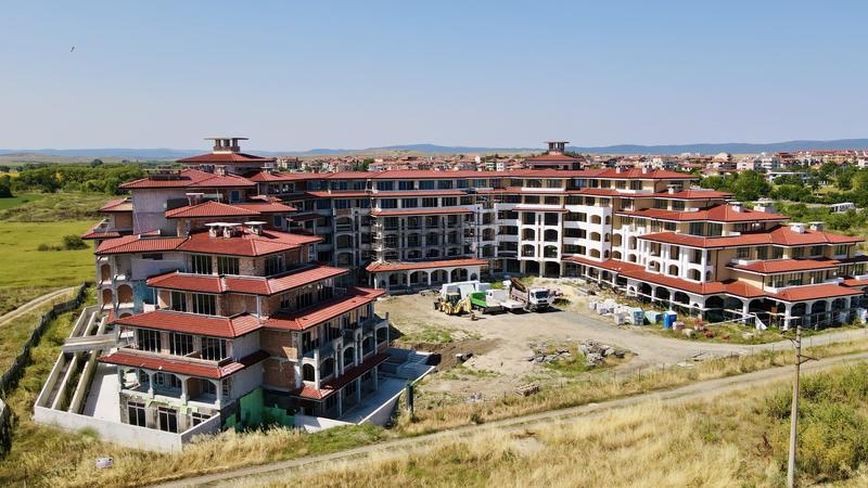 Модерни морски апартаменти на първа линия с комфортна жилищна среда, удобства и потенциал за отдаване под наем Модерни морски апартаменти на първа линия с комфортна жилищна среда, удобства и потенциал за отдаване под наем