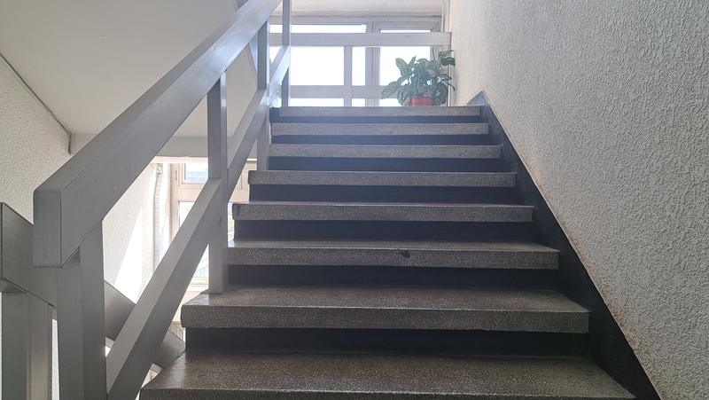 Modern offices with central heating and convenient access Modern offices with central heating and convenient access