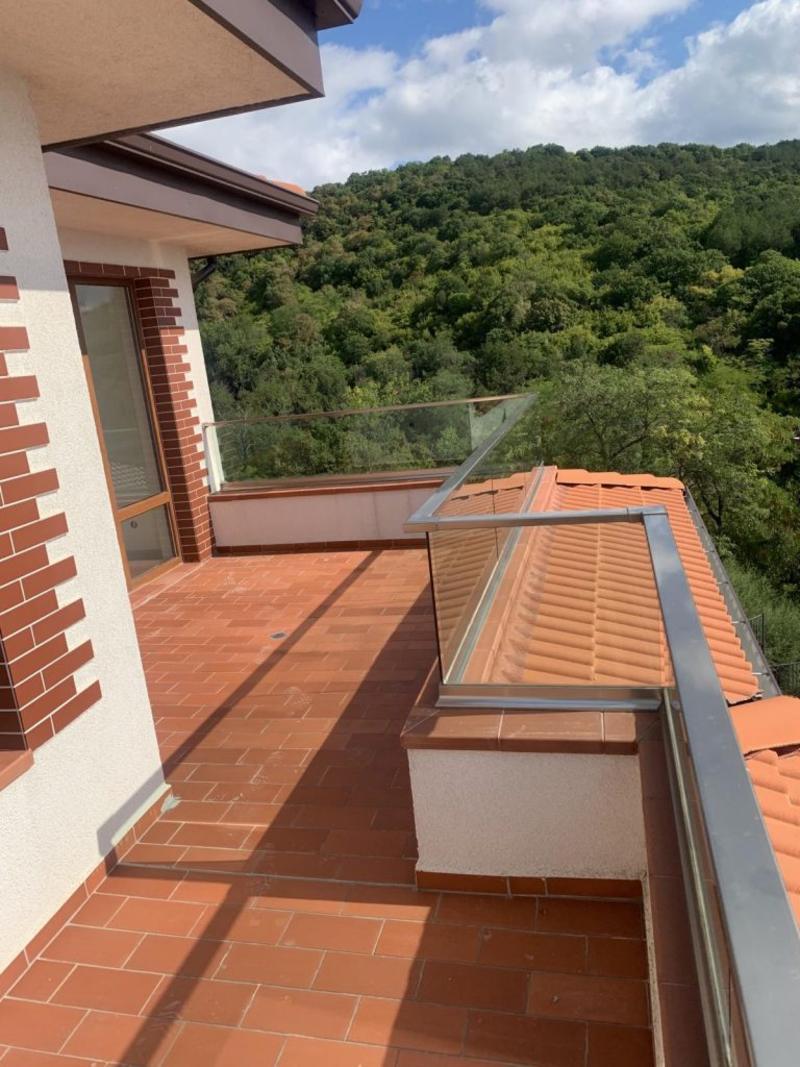 Spacious turn-key apartments or with unfinished interior next to a forest, 10 minutes from the center of Varna Spacious turn-key apartments or with unfinished interior next to a forest, 10 minutes from the center of Varna