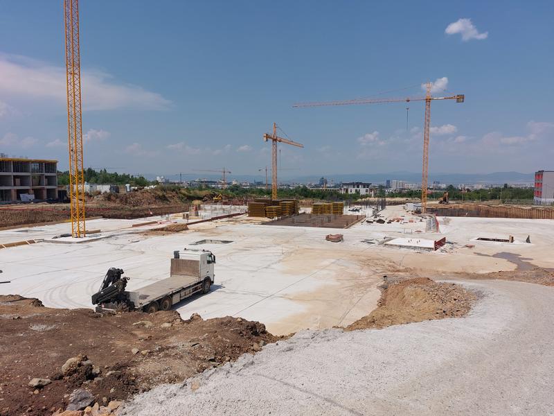 Quality construction and stylish design near the Ring Road and Ring Mall Quality construction and stylish design near the Ring Road and Ring Mall