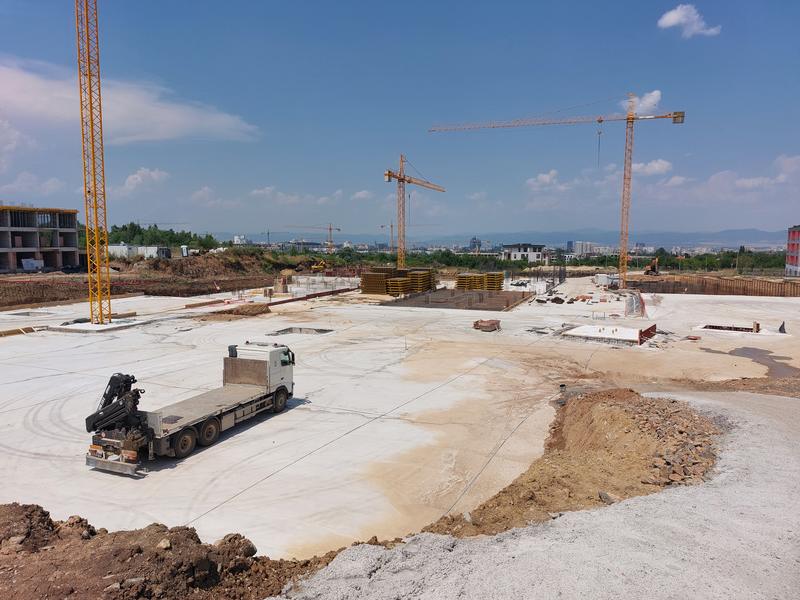 Quality construction and stylish design near the Ring Road and Ring Mall Quality construction and stylish design near the Ring Road and Ring Mall