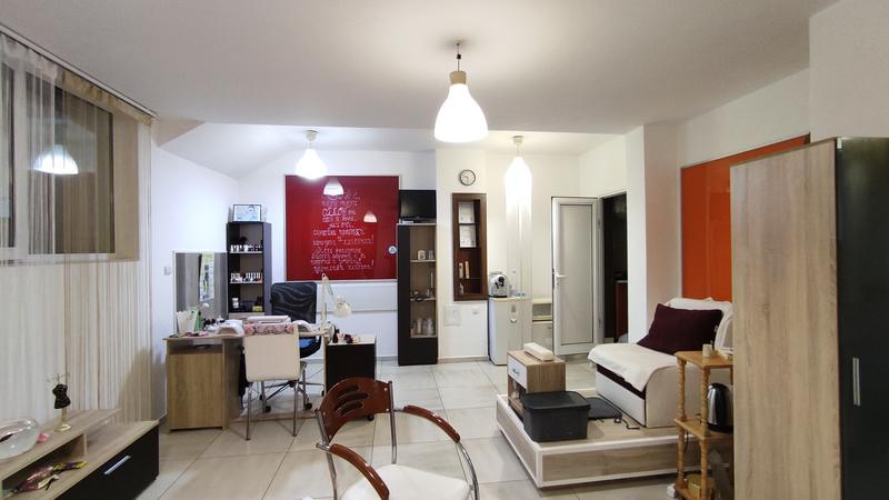 Property on the basement floor, suitable for an office, commercial property - manicure studio, hair salon, etc. Property on the basement floor, suitable for an office, commercial property - manicure studio, hair salon, etc.