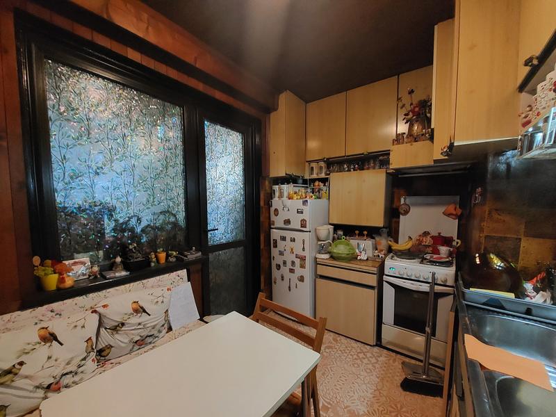 Apartment in a well-maintained panel building in the Suhata Reka neighbourhood Apartment in a well-maintained panel building in the Suhata Reka neighbourhood