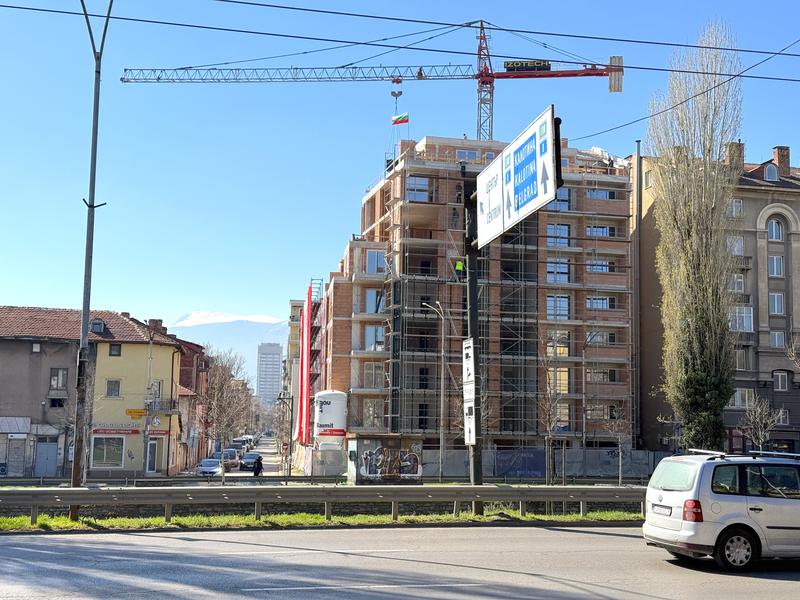 Apartments with 1, 2 or 3 bedrooms in luxurious 9-storey building Apartments with 1, 2 or 3 bedrooms in luxurious 9-storey building