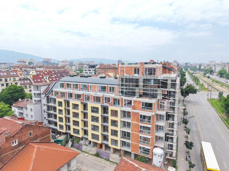 Apartments with 1, 2 or 3 bedrooms in luxurious 9-storey building Apartments with 1, 2 or 3 bedrooms in luxurious 9-storey building