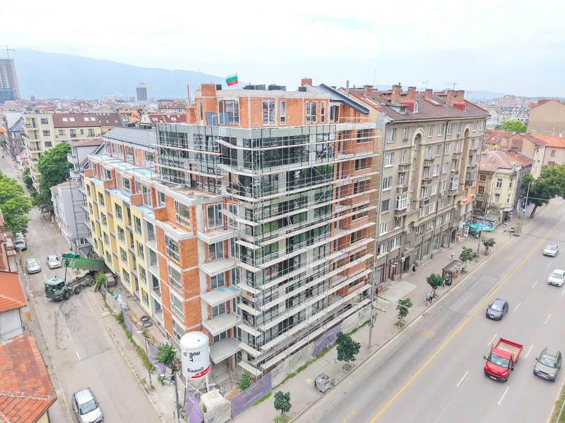 Apartments with 1, 2 or 3 bedrooms in luxurious 9-storey building Apartments with 1, 2 or 3 bedrooms in luxurious 9-storey building
