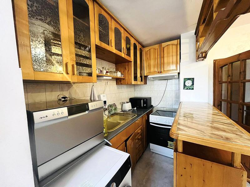 Furnished apartment near a school and other amenities Furnished apartment near a school and other amenities