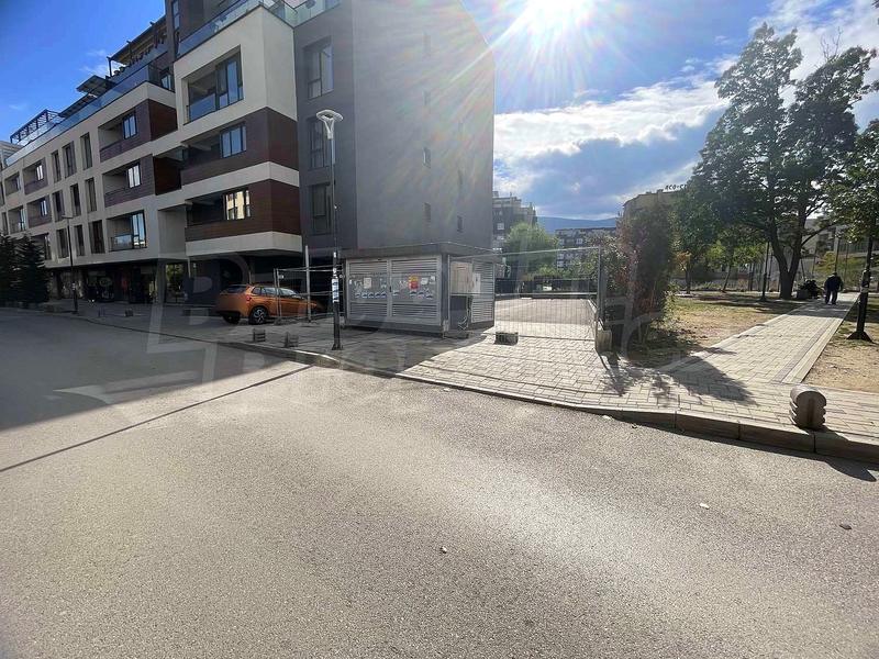 Парковочные места с отличным доступом к новым зданиям в кв. Манастирски ливади Парковочные места с отличным доступом к новым зданиям в кв. Манастирски ливади