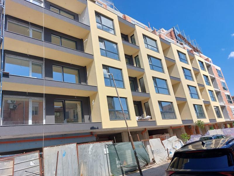 Apartments with 1, 2 or 3 bedrooms in luxurious 9-storey building Apartments with 1, 2 or 3 bedrooms in luxurious 9-storey building