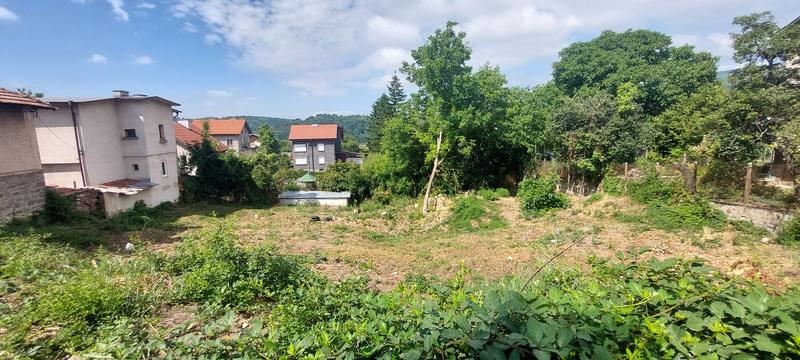 Building with 12 apartments in the greenery and tranquility of the village of Vladaya Building with 12 apartments in the greenery and tranquility of the village of Vladaya