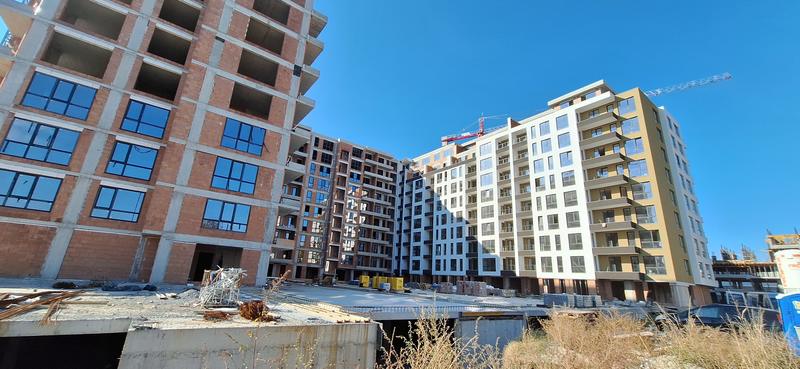 A wide choice of apartments - from cozy studios to spacious 2-bedroom apartments in Trakia district A wide choice of apartments - from cozy studios to spacious 2-bedroom apartments in Trakia district