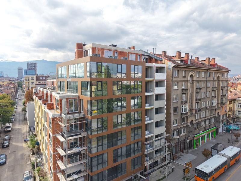 Apartments with 1, 2 or 3 bedrooms in luxurious 9-storey building Apartments with 1, 2 or 3 bedrooms in luxurious 9-storey building